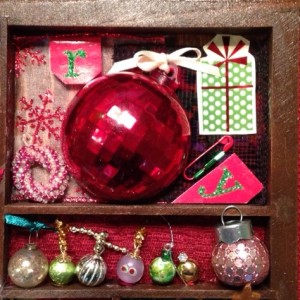 Memory Tray with ornaments